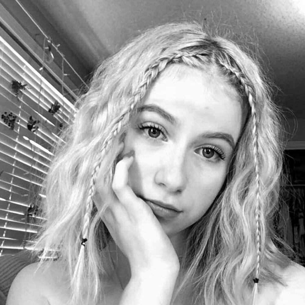 Meet your Posher, Zoey